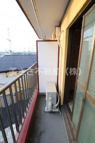 【バルコニー】 | カリフォルニアリバー | お布団も干せます