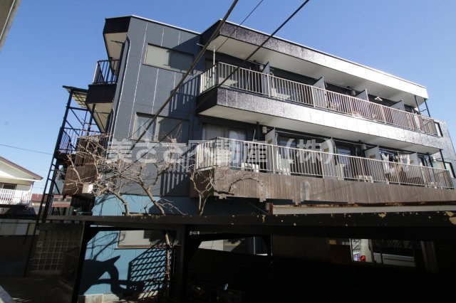 【外観】 | カリフォルニアリバー | 外観きれいになりました