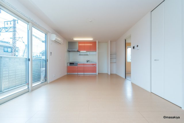 サニーサイドコートの居間・リビング