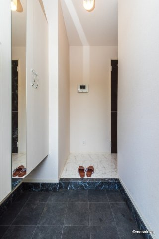 サニーサイドコートの玄関|玄関