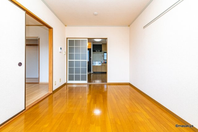 ラ・メゾンひまわりの居間・リビング