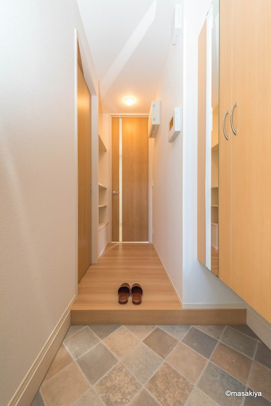 レセンテ　ノワの玄関|玄関