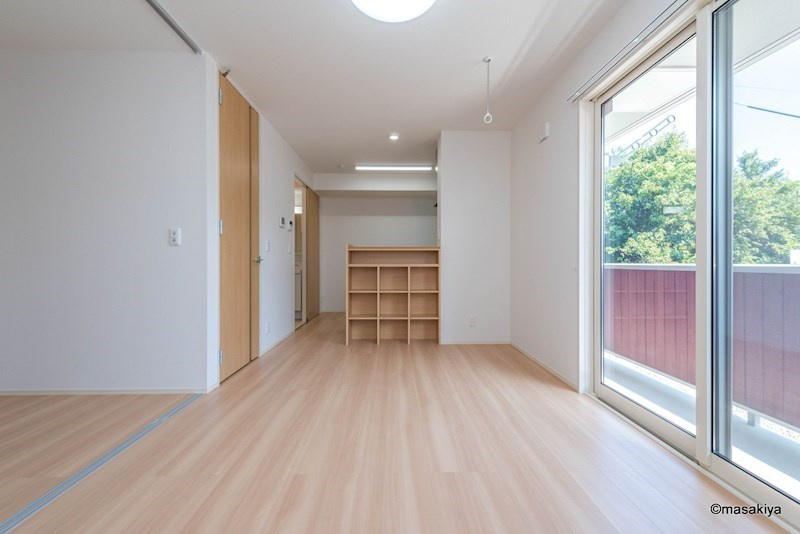 レセンテ　ノワの居間・リビング|リビング