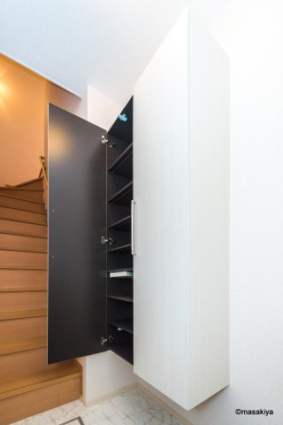 グランモアみなみ　Aの玄関