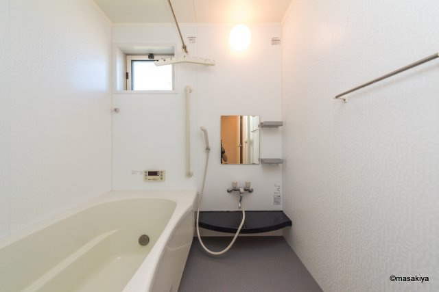 グランモアみなみ　Aの浴室