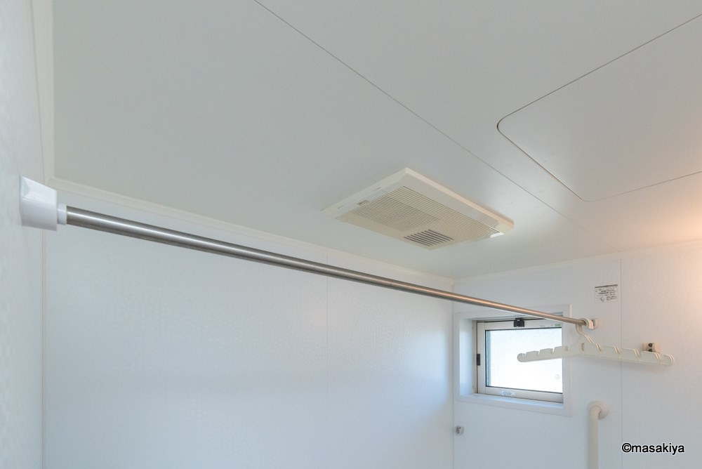 グランモアみなみ　Aの浴室|浴室乾燥機付き