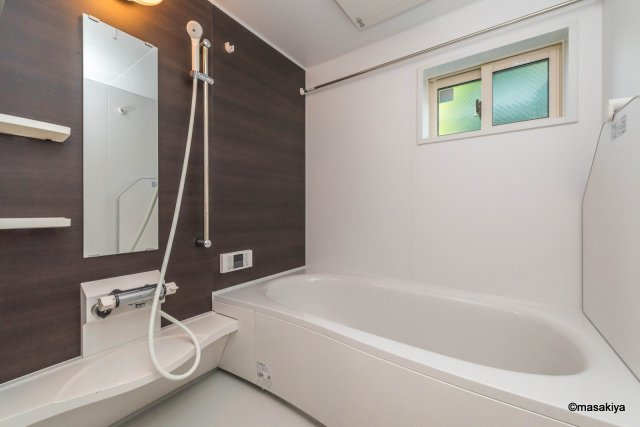 レセンテ中御所の浴室