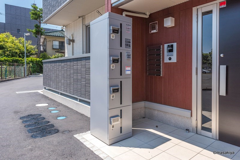 レセンテ中御所のその他共用部分|宅配ボックス