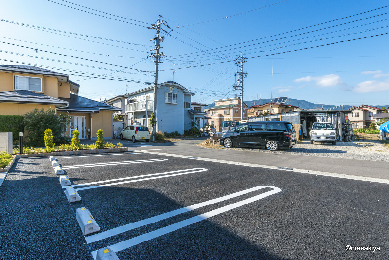 リリーハイツ富竹の駐車場|駐車場
