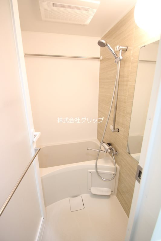 Le'a横濱ベイシティの浴室