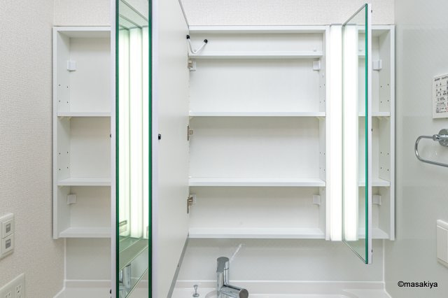 セレーノヴィータ中御所の洗面所