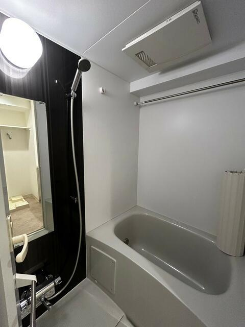 クレストコート菊川の浴室| 