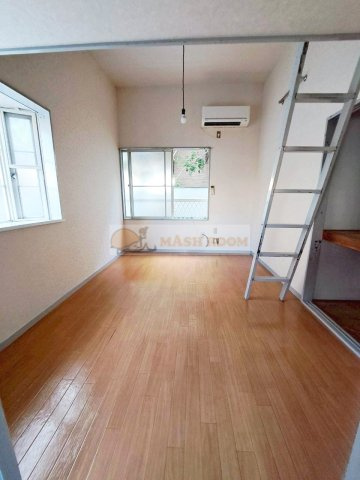 ラフィーネ第2浜田山の居間・リビング