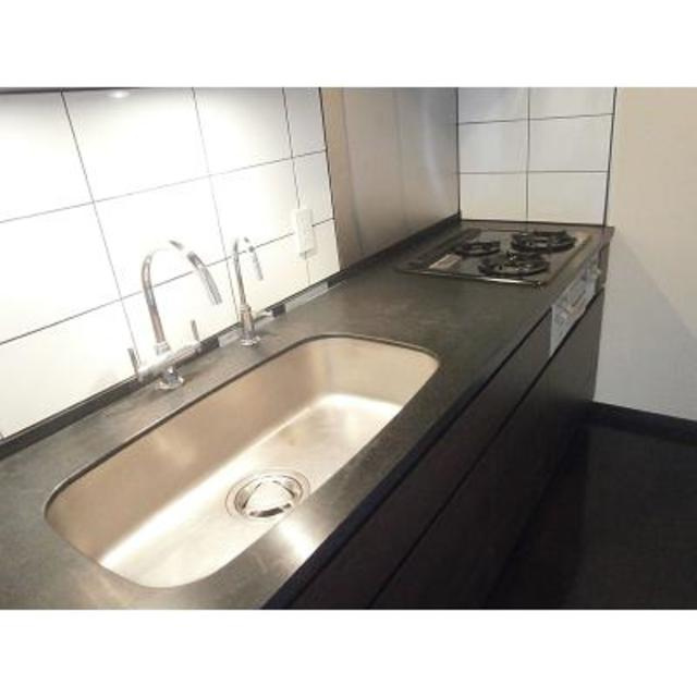 パークキューブ春日安藤坂のキッチン|※写真は同タイプ住戸です。