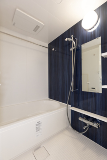 ＧＬＡＣＩＥＲ大森の浴室|※写真は同タイプ住戸です。