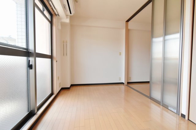 パルシオ甲東園の居間・リビング