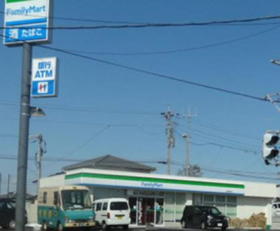 ファミリーマート蕨南町四丁目店 徒歩2分。コンビニ 110m