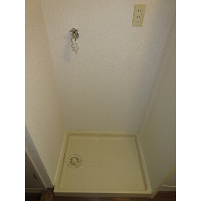 【その他】 | セザール清瀬中央公園 | 洗濯機置場室内