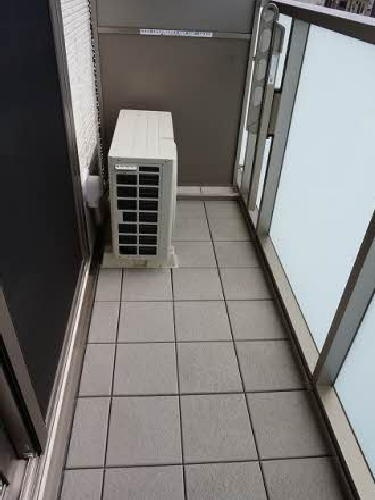 アン フェ ミュールのバルコニー