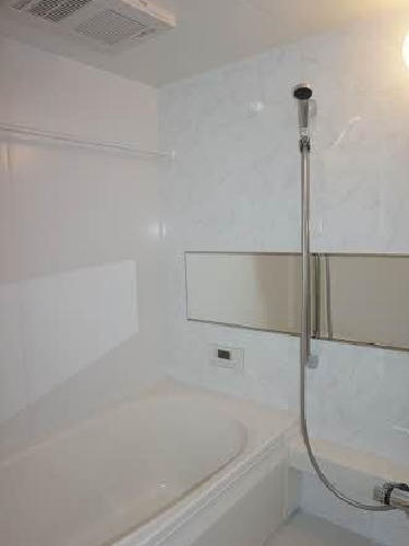 アン フェ ミュールの浴室