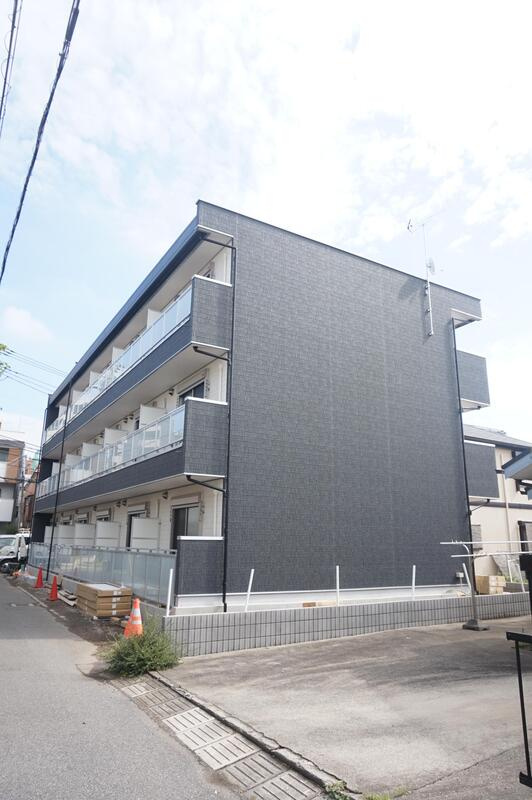 リブリ・アルハンブラの外観