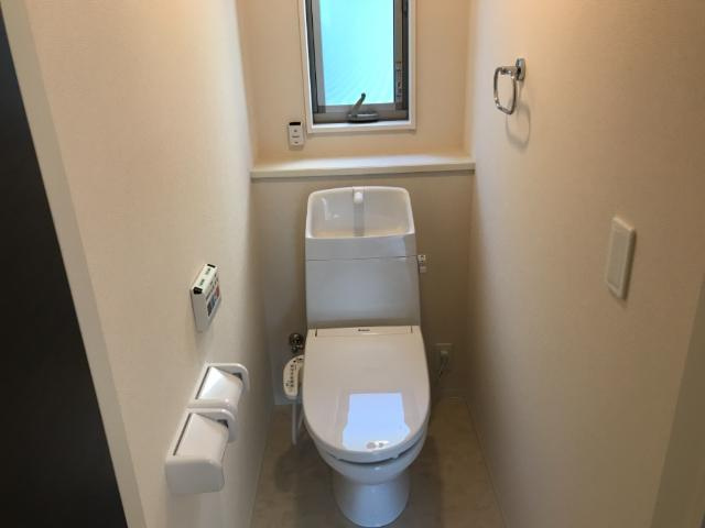 クレセントピアスのトイレ|シャワー付トイレ