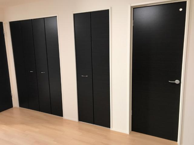 クレセントピアスの収納|クローゼット