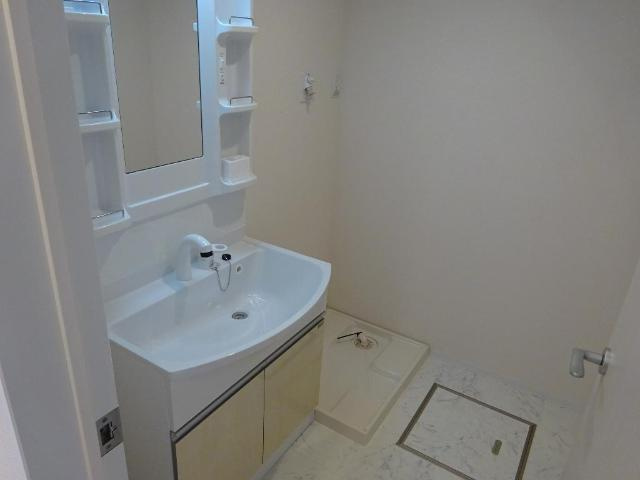 ノートル・プリエールの洗面所|洗髪洗面化粧台