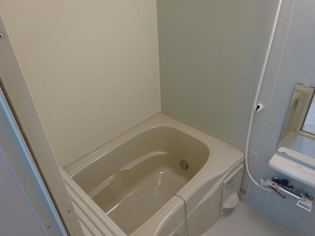 ノートル・プリエールの浴室|バス