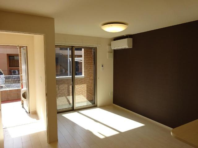 ノートル・プリエールの居間・リビング|リビング