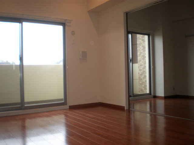 Ｓｏｕｔｈ　Ｇａｔｅの居間・リビング