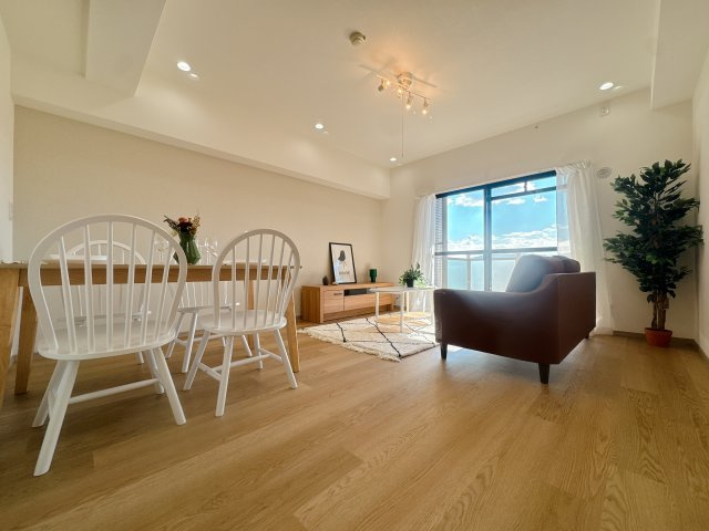 【居間・リビング】 | レークサイド野多目☆仲介手数料無料☆