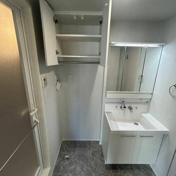 カーザ・ブランカ北斎の洗面所| 