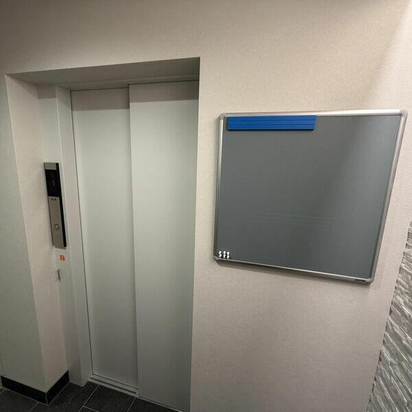 カーザ・ブランカ北斎のロビー| 