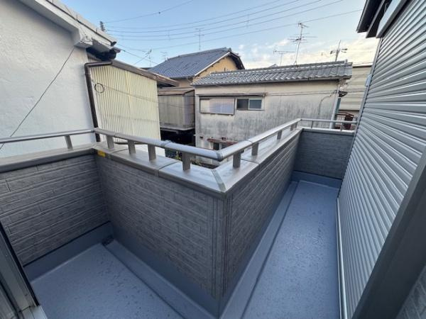 【バルコニー】