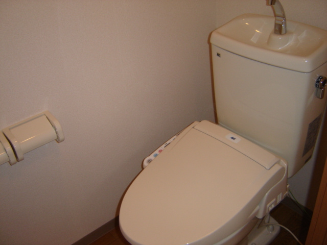 グレイス・ヴィラのトイレ|シャワー付トイレ