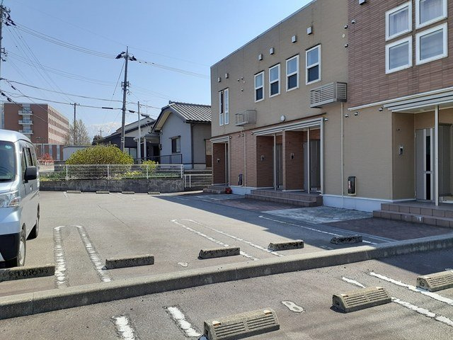 アイレＡの駐車場|駐車場です