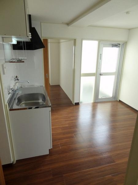 ハイコート泉尾の居間・リビング|★キレイな室内★