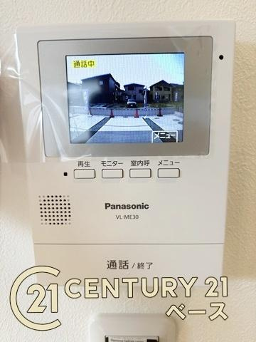 桜井市金屋 ３号地／新築一戸建の内装|■現地撮影写真■ＴＶモニター付きインターホンで防犯対策もバッチリ！来客も一目でわかり安心です！