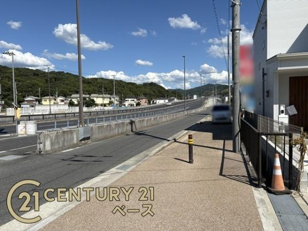 桜井市金屋 ３号地／新築一戸建の前面道路含む現地写真|■現地撮影写真■スーパーまで徒歩７分！毎日のお買い物も楽々スムーズ！