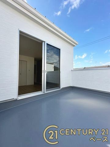 桜井市粟殿 ２号地 ／新築一戸建のバルコニー|■現地撮影写真■日当たりのよいバルコニー！洗濯物もよく乾きます！