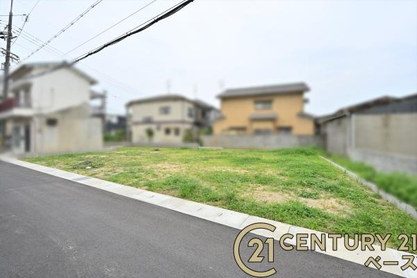 リーブルガーデン粟殿 １号棟 ／新築一戸建の外観|■現地撮影写真■耐震等級３の地震に強安心の邸宅！雨で汚れを洗い流してくれるセルフクリーニング機能付き外壁！お気軽にお問い合わせください！■