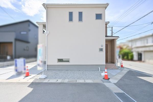リーブルガーデン南十三 ２号棟 ／新築一戸建のその他|■現地撮影写真■小中学校が徒歩圏内に近接！子育て家族も安心のエリア！