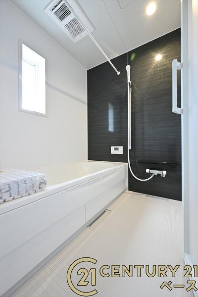 クレイドルガーデン下永 １号棟 ／新築一戸建の浴室|■現地撮影写真■ゆったりしたサイズの浴室！足を伸ばしての入浴は疲れも癒してくれます！