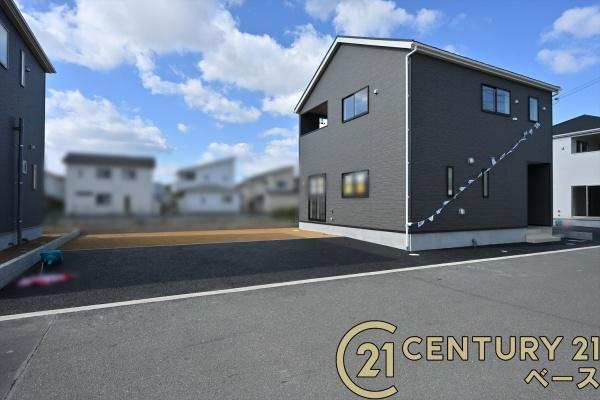 クレイドルガーデン下永 ２号棟 ／新築一戸建の駐車場|■現地撮影写真■駐車スペース２台分完備！