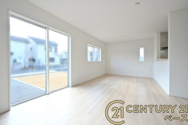 クレイドルガーデン下永 ３号棟 ／新築一戸建の内観：施工例|■浄水器付きのシステムキッチンです！■