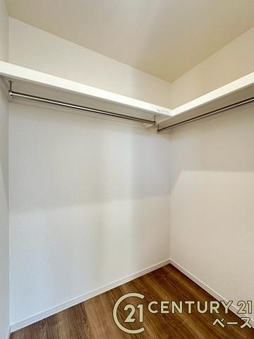 リーブルガーデン阪手 １号棟 ／新築一戸建の収納|■現地撮影写真■冬物のコートや季節のものなどたくさんしまえる広さ！