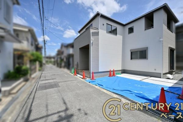 リーブルガーデン中曽司町 ／新築一戸建の前面道路含む現地写真|■現地撮影写真■