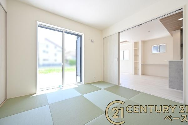 桜井市大福 ３号棟 ／新築一戸建の和室|■現地撮影写真■ほっこり落ち着ける和室！客間としてもご利用いただけます！