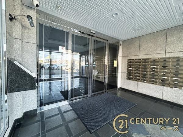 チサンマンション斑鳩５番館のエントランス|■現地撮影写真■オートロック付で防犯面も安心！
